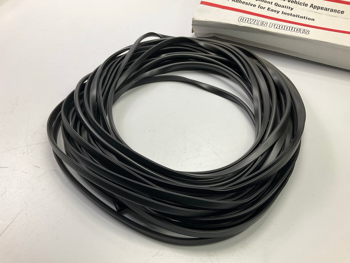 Cowles 39411 3/8'' Black ''U'' Channel Truck Edge Moulding Strip Trim Guard 50' Kit