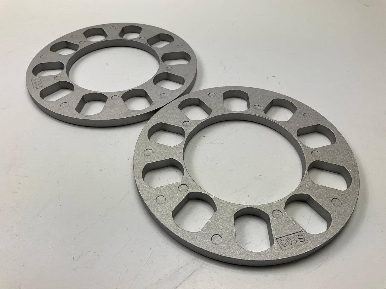 Coyote 911128 Wheel Spacers, Pair, 8mm (5/16'') 5 Lug