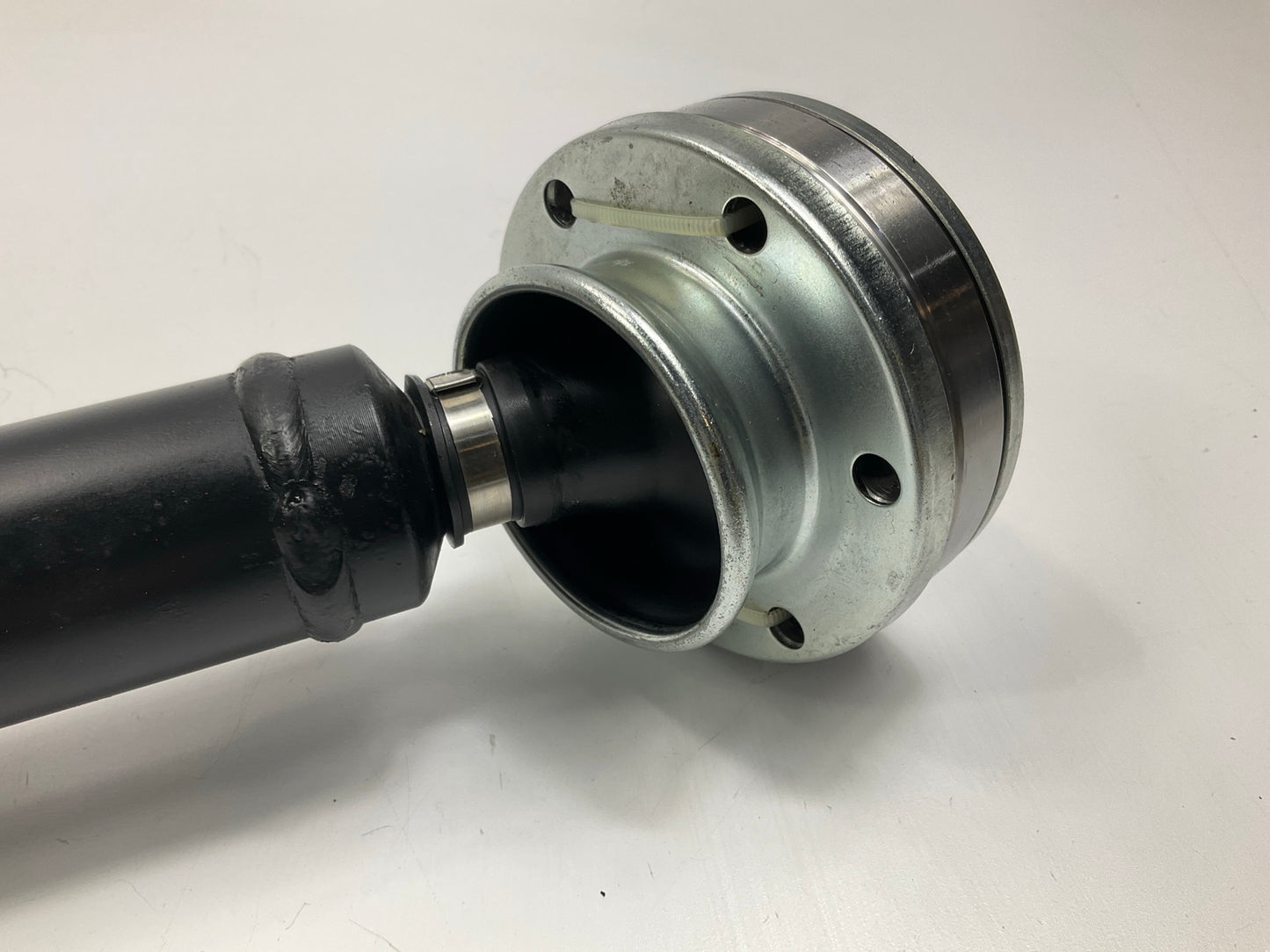 CRS N93230 Front Prop Shaft Driveshaft For 2005-2006 Jeep Liberty 2.8L DIESEL