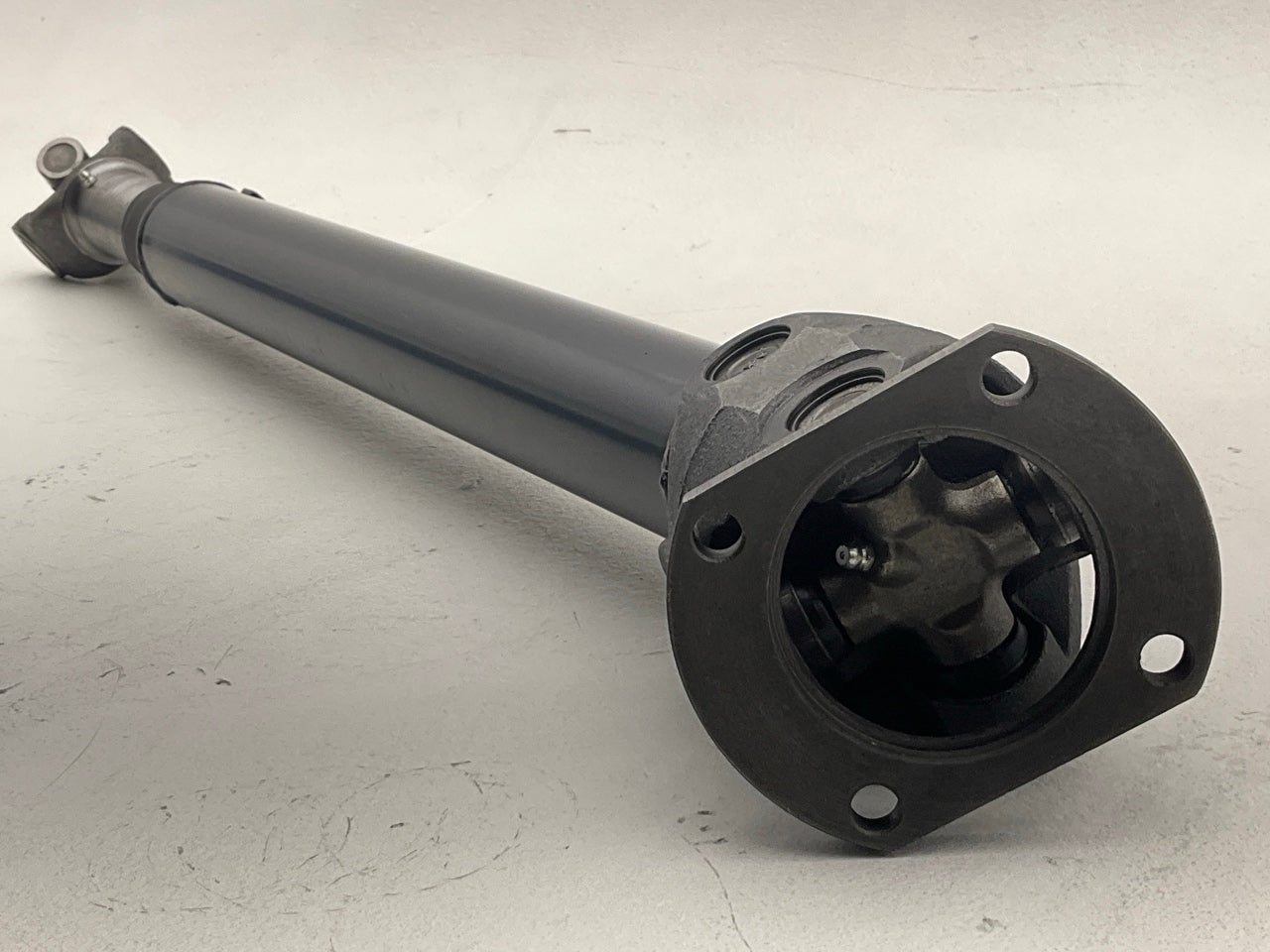 CRS N98709 Front 34.5'' Driveshaft Prop Shaft For 94-98 Dodge Ram 1500 96-98 2500