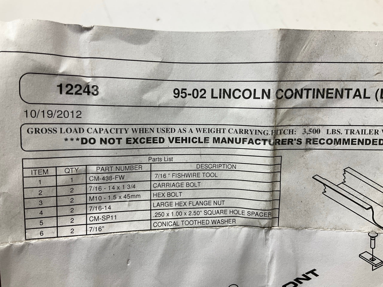 Curt 12243 Trailer Hitch 1-1/4'' Receiver Tow Hitch - 1995-2002 Continental