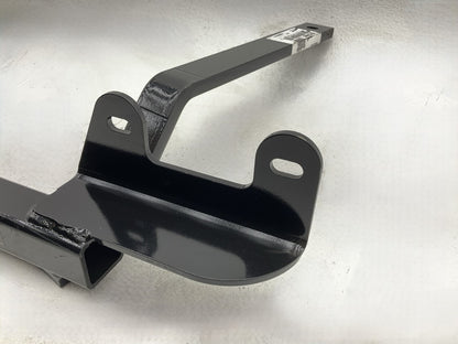 Curt 12272 Class 2 Trailer Receiver Hitch  1-1/4'' For 2004-2007 Chevrolet Malibu