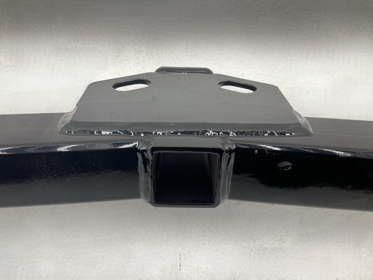 CURT 13049 Class 3 Trailer Hitch, 2-Inch Receiver For 1997-2002 Ford Expedition