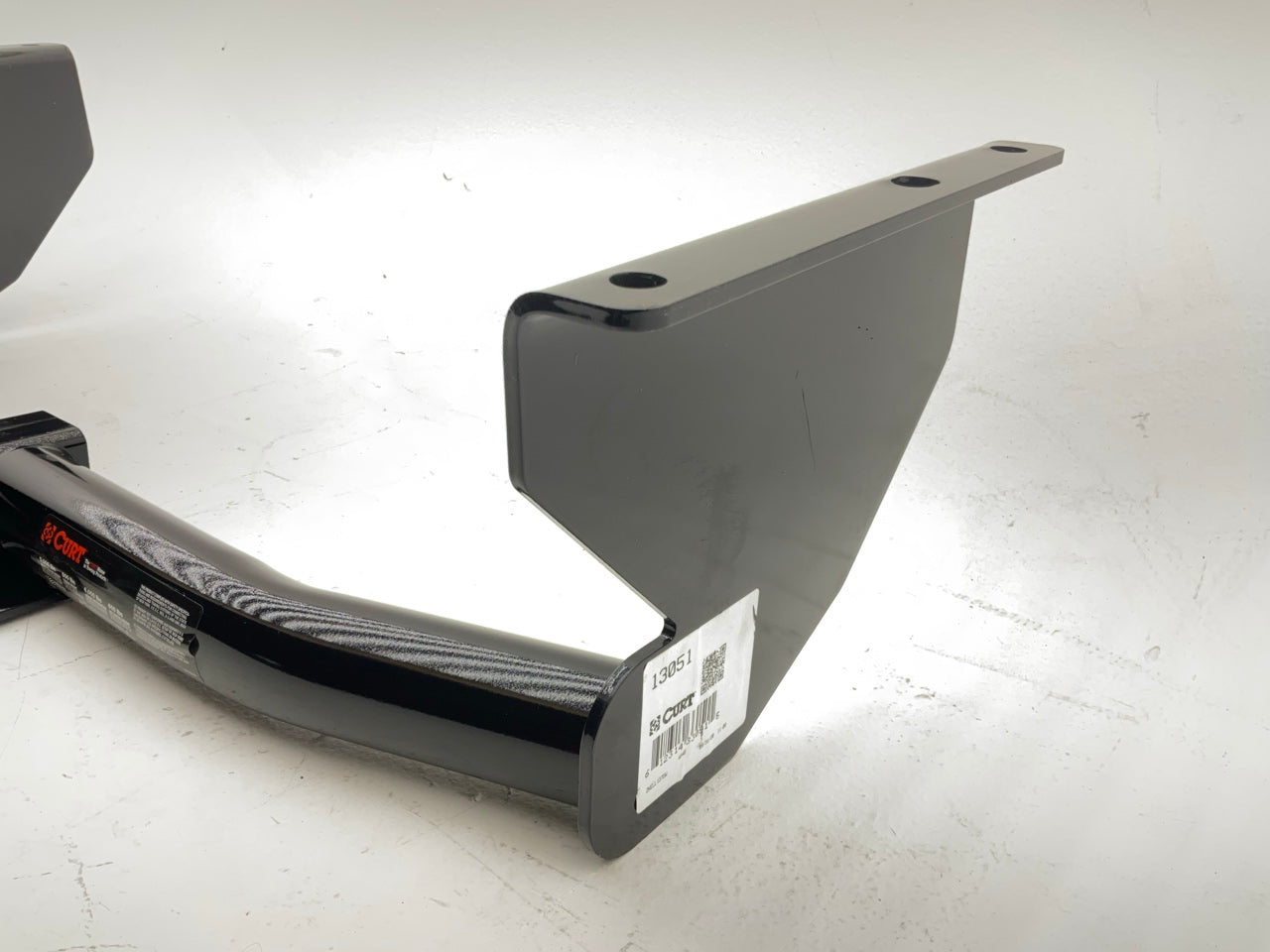 Curt 13051 Class 3 Trailer Hitch Receiver For 1999-2004 Jeep Grand Cherokee