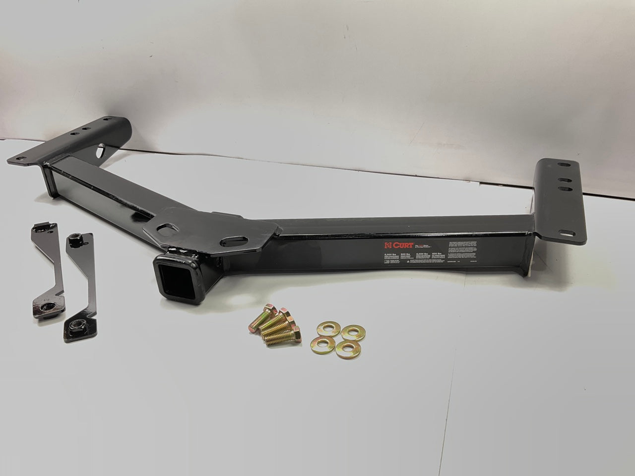 Curt 13087 Class III 2'' Receiver Trailer Hitch For 1996-2002 Toyota 4Runner
