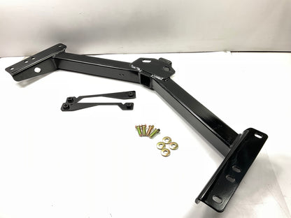 Curt 13087 Class III 2'' Receiver Trailer Hitch For 1996-2002 Toyota 4Runner
