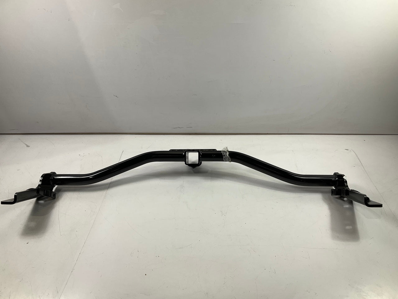 Curt 13386 Class 3 Trailer Hitch, 2'' Receiver For For 2011-2019 Ford Explorer
