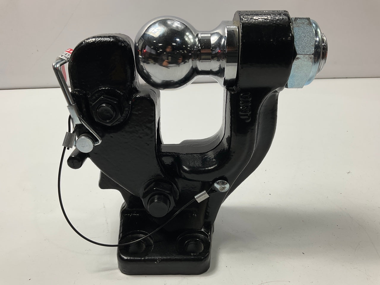 MISSING HARDWARE Curt 48190 Ball & Pintle Hitch (2'' Ball 16000 Lbs Max Capacity)