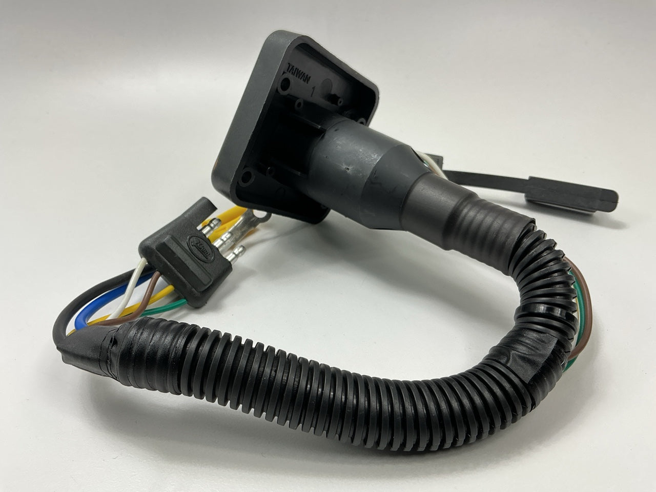 CURT 57604 Dual-Output Trailer Connector Adapter (Add 6-Way Round To 4-Way Flat)