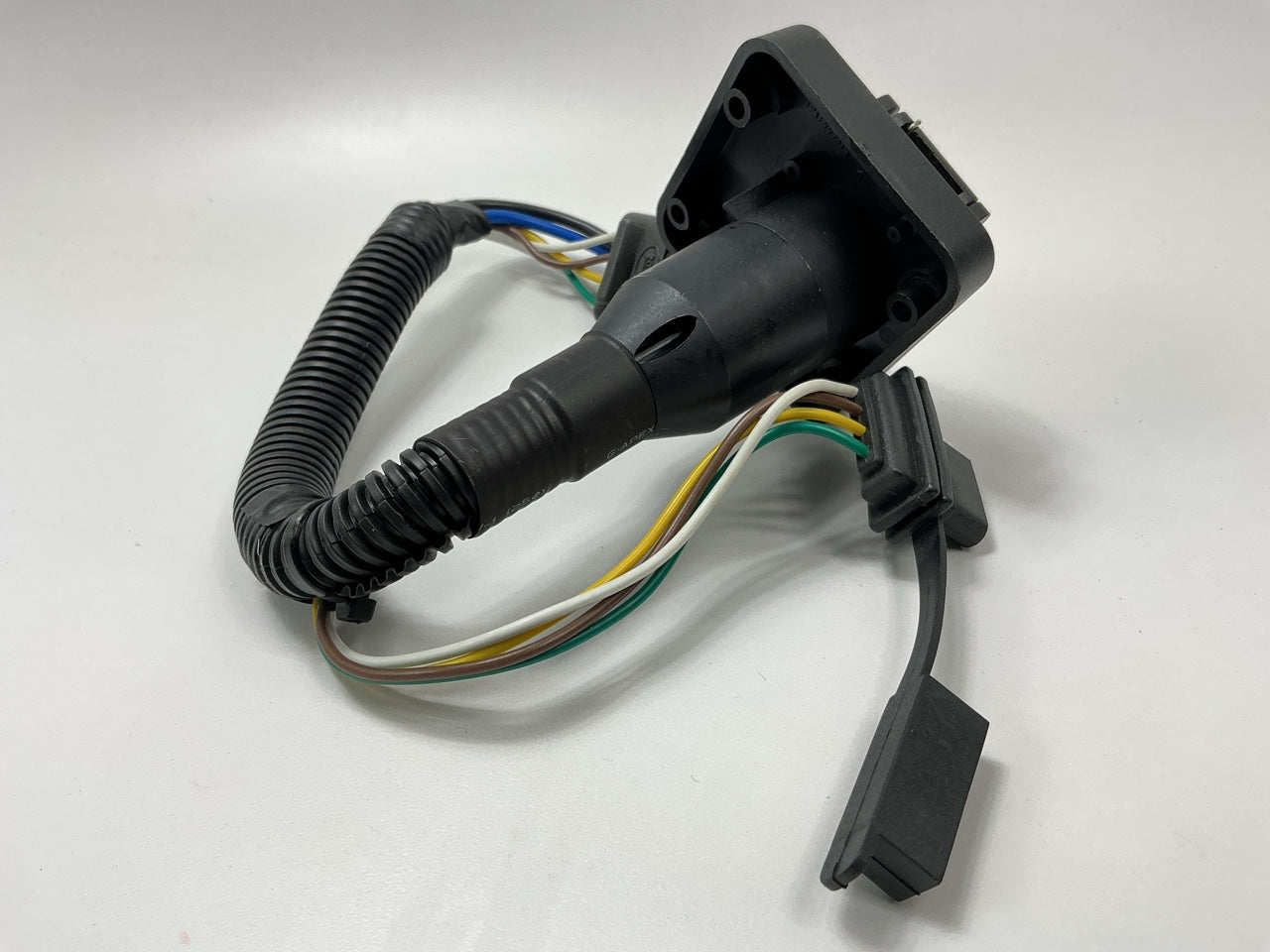 CURT 57604 Dual-Output Trailer Connector Adapter (Add 6-Way Round To 4-Way Flat)