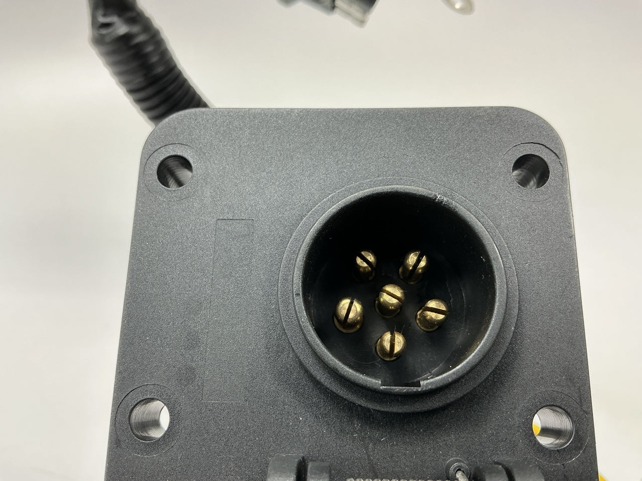 CURT 57604 Dual-Output Trailer Connector Adapter (Add 6-Way Round To 4-Way Flat)