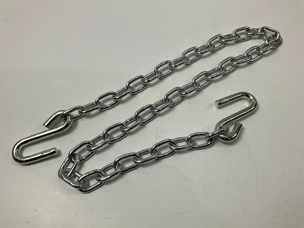 CURT 48'' Safety Chain With 2 S-Hooks (2,000 Lbs., Clear Zinc)