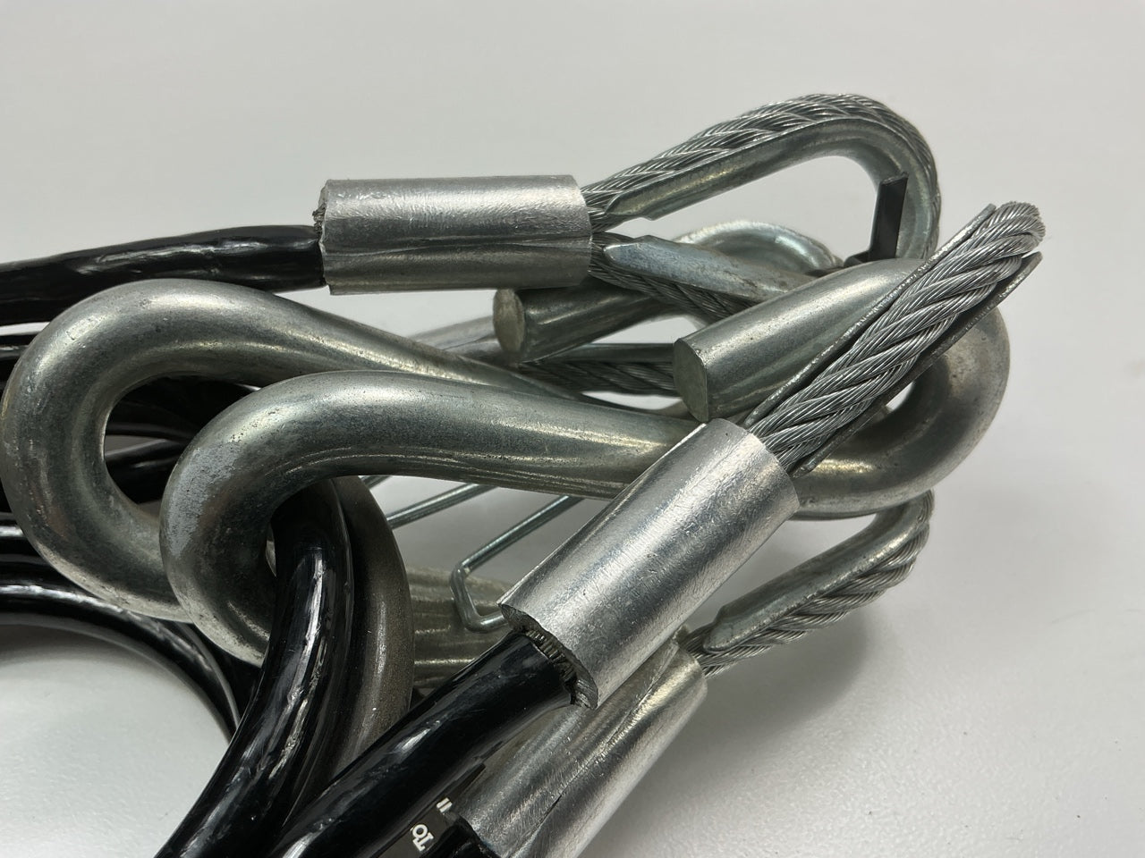 CURT 80151 Trailer Safety Cables 44-1/2'' Vinyl Coated 5000 Lb Break 2 Pack