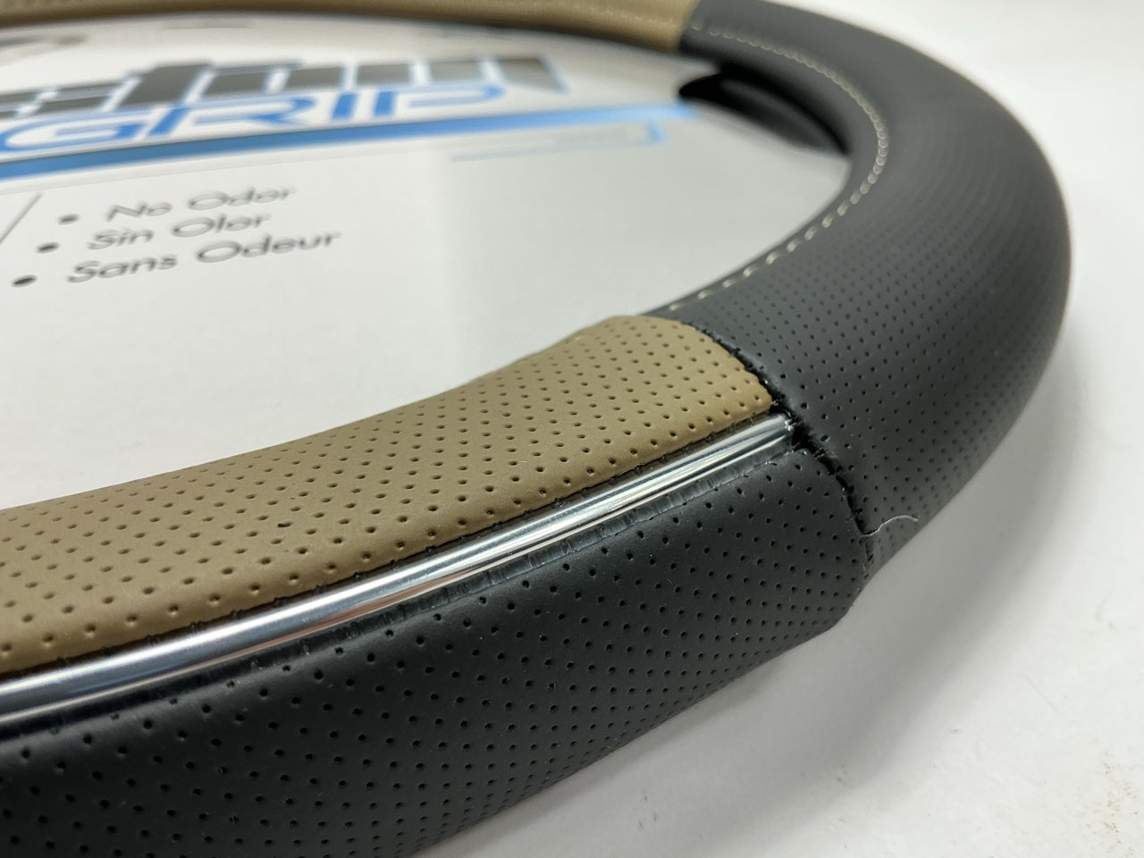 Custom 38859P Black/Tan Steering Wheel Cover - 14.5''-15.5'' Diameter Wheels