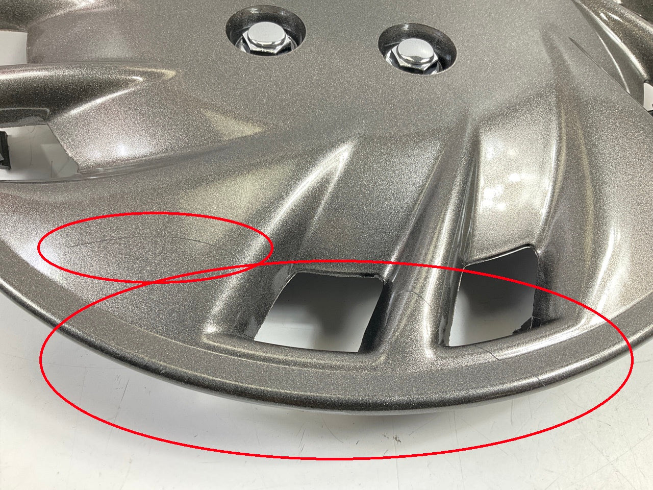 COSMETIC DAMAGE (SOME SCRATCHES) - CA Universal 82502 15'' Wheel Covers SET Of 4