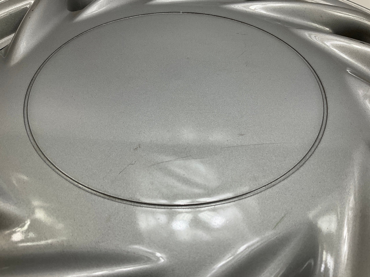 SOME SCRATCHES FROM STORAGE - Custom Accessories 82702 15'' Wheel Cover Set