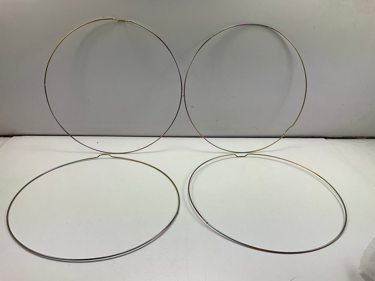 Custom Accessories 96902 Silver 16'' Wheel Cover Hub Cap Set