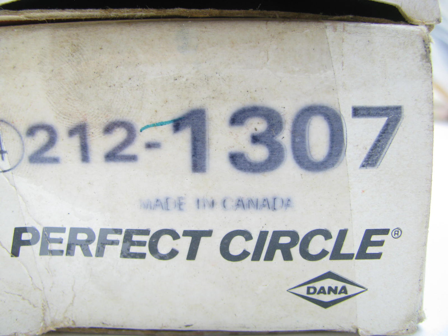 (x16) Perfect Circle 212-1307 Engine Valve Spring-  Exhaust, Intake