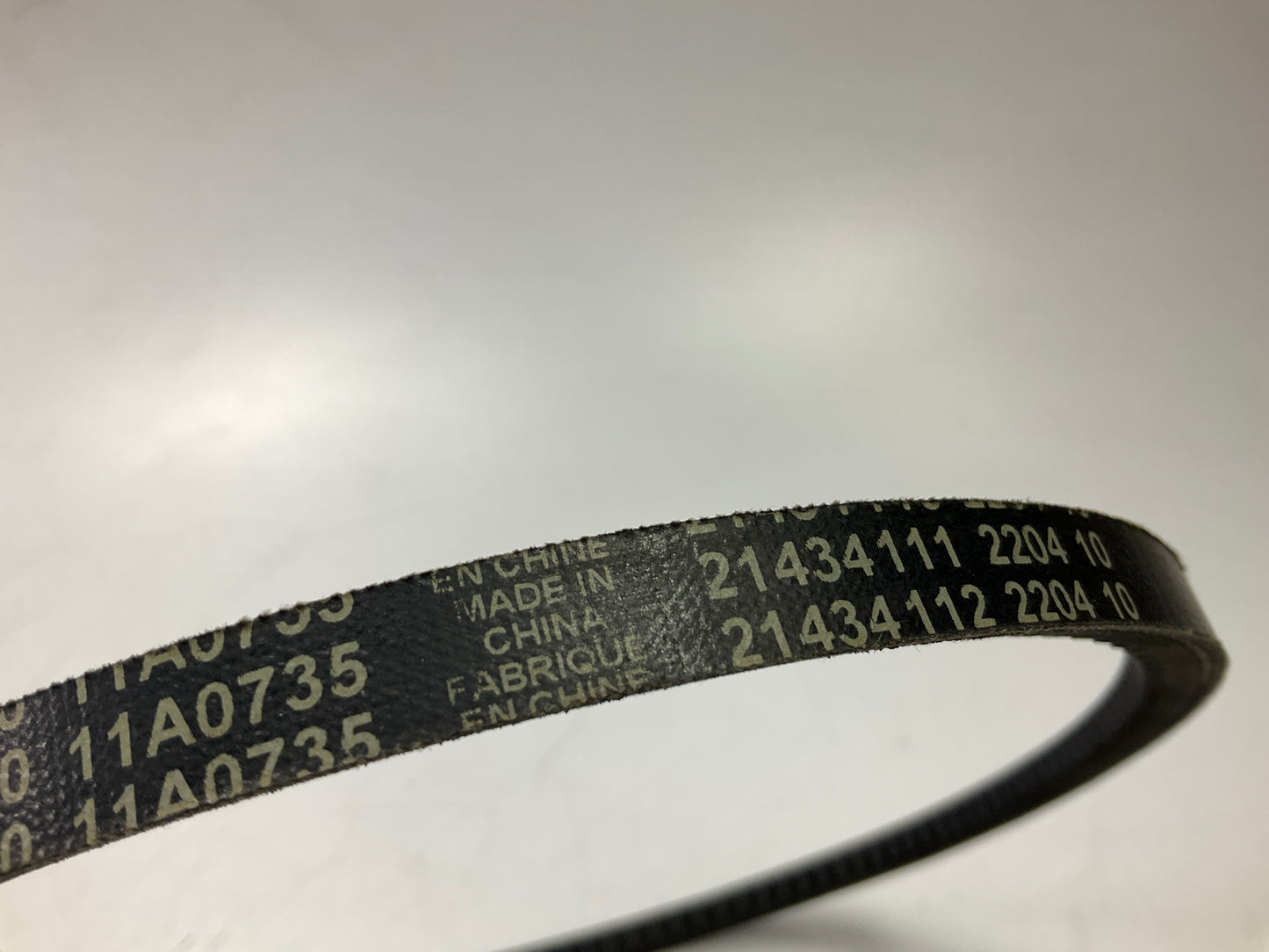 Dayco 15290 Accessory Drive Belt - 0.44'' X 29.00'' - 36 Degree