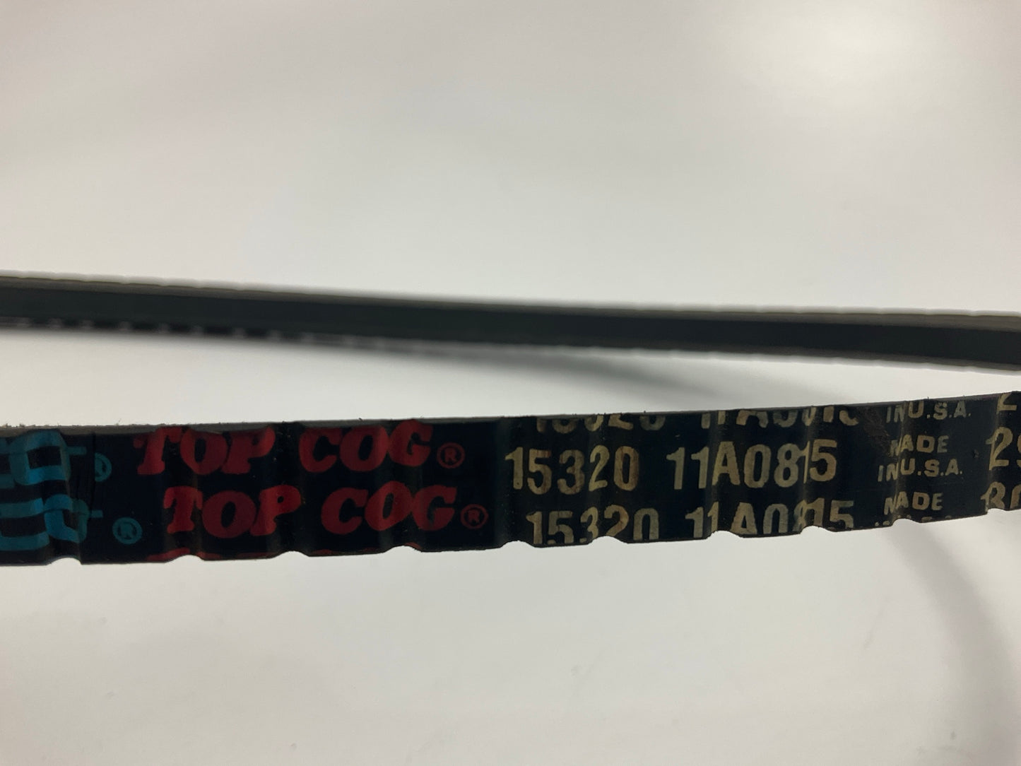 Dayco 15320 Accessory Drive Belt - 0.44'' X 32.00'' - 36 Degree