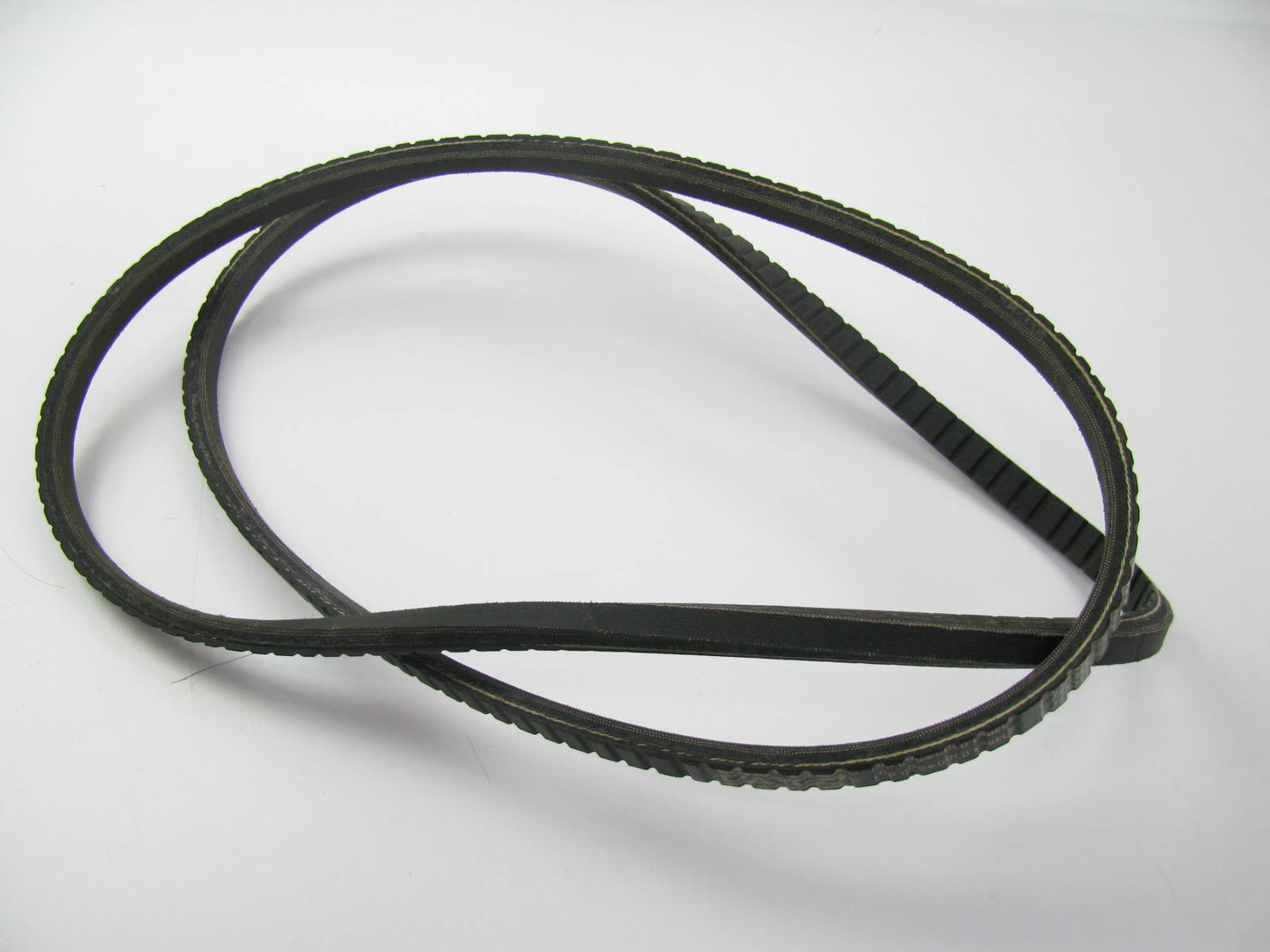 Dayco 17690 Accessory Drive Belt - 0.53'' X 69.00'' - 36 Degree