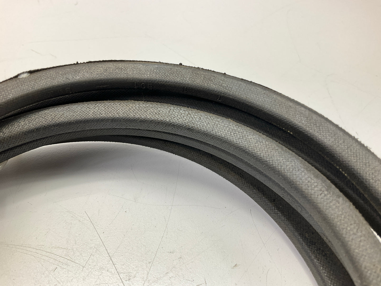 Dayco 3V1000 VX-Wedge Industrial Accessory Drive Belt, 3/8'' X 100''
