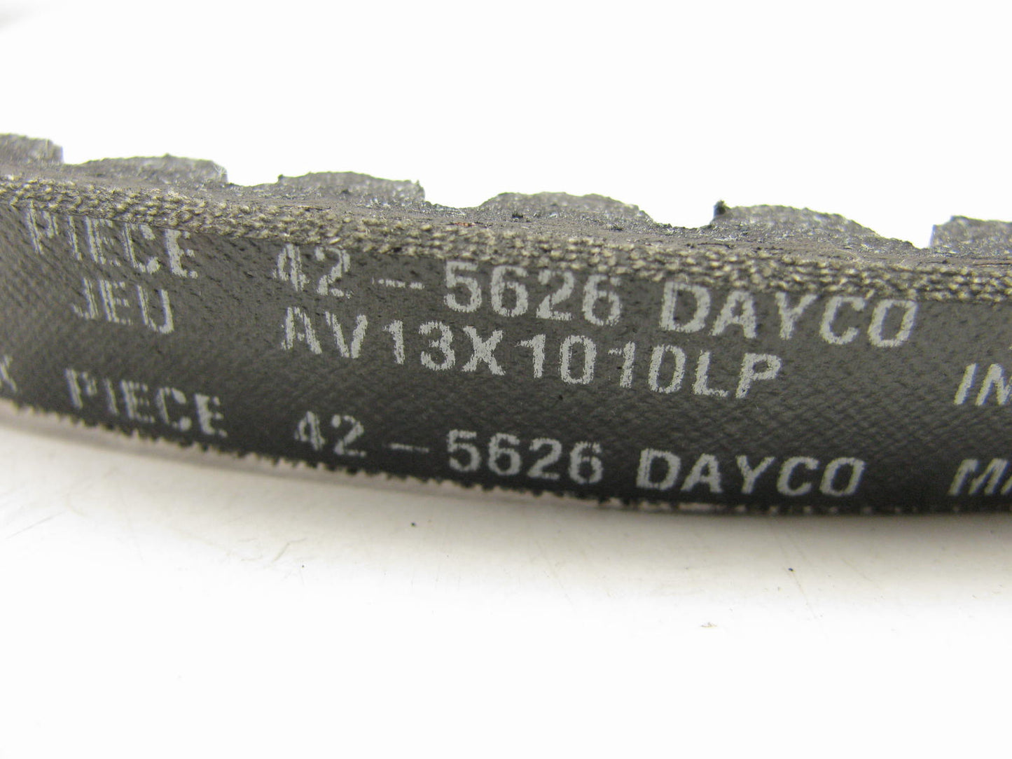 Dayco 425626 / AV13X1010LP Cogged V- Belt