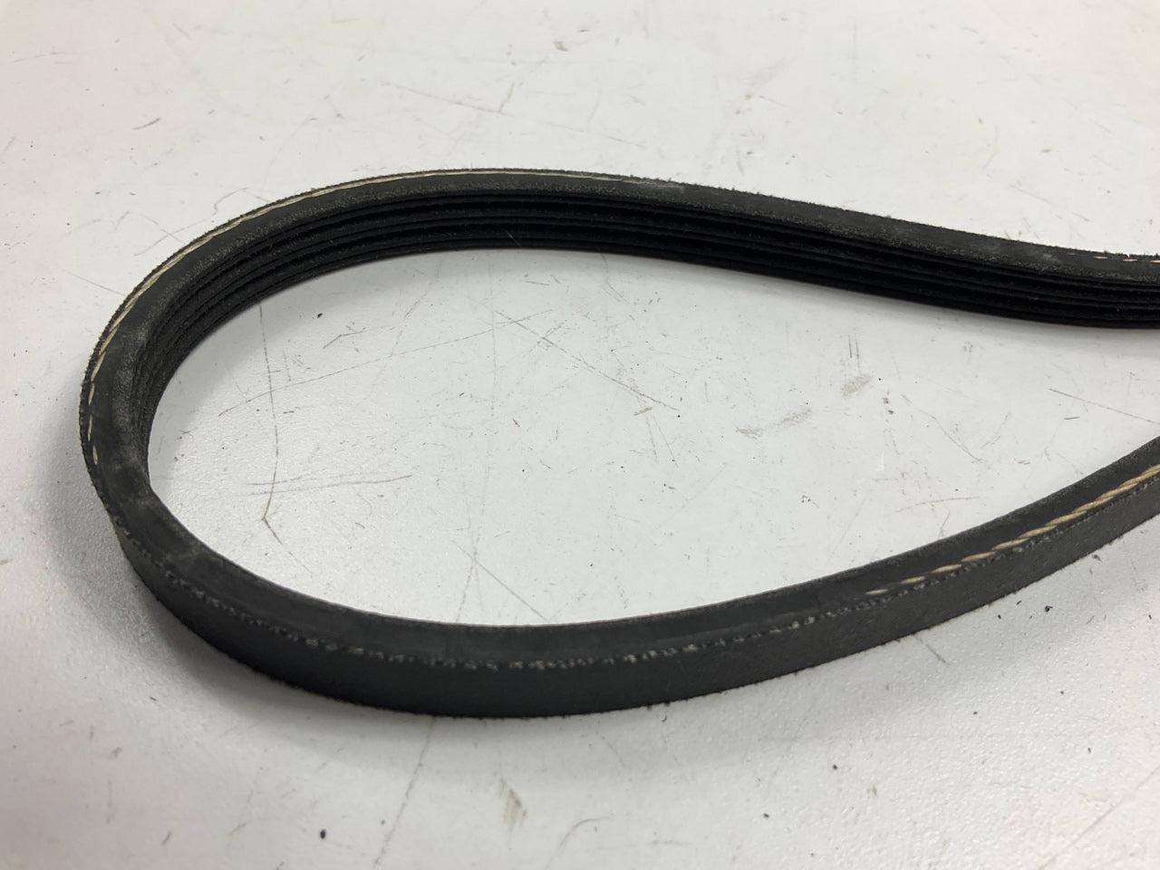 Dayco 5030323 Alternator And Water Pump Serpentine Belt