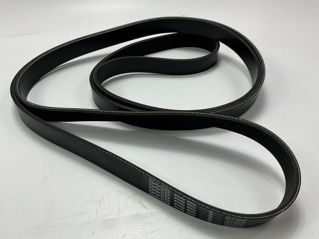 Dayco 5071040 Main Drive Serpentine Belt 94-95 Ram 2500 94-01 Ram 3500