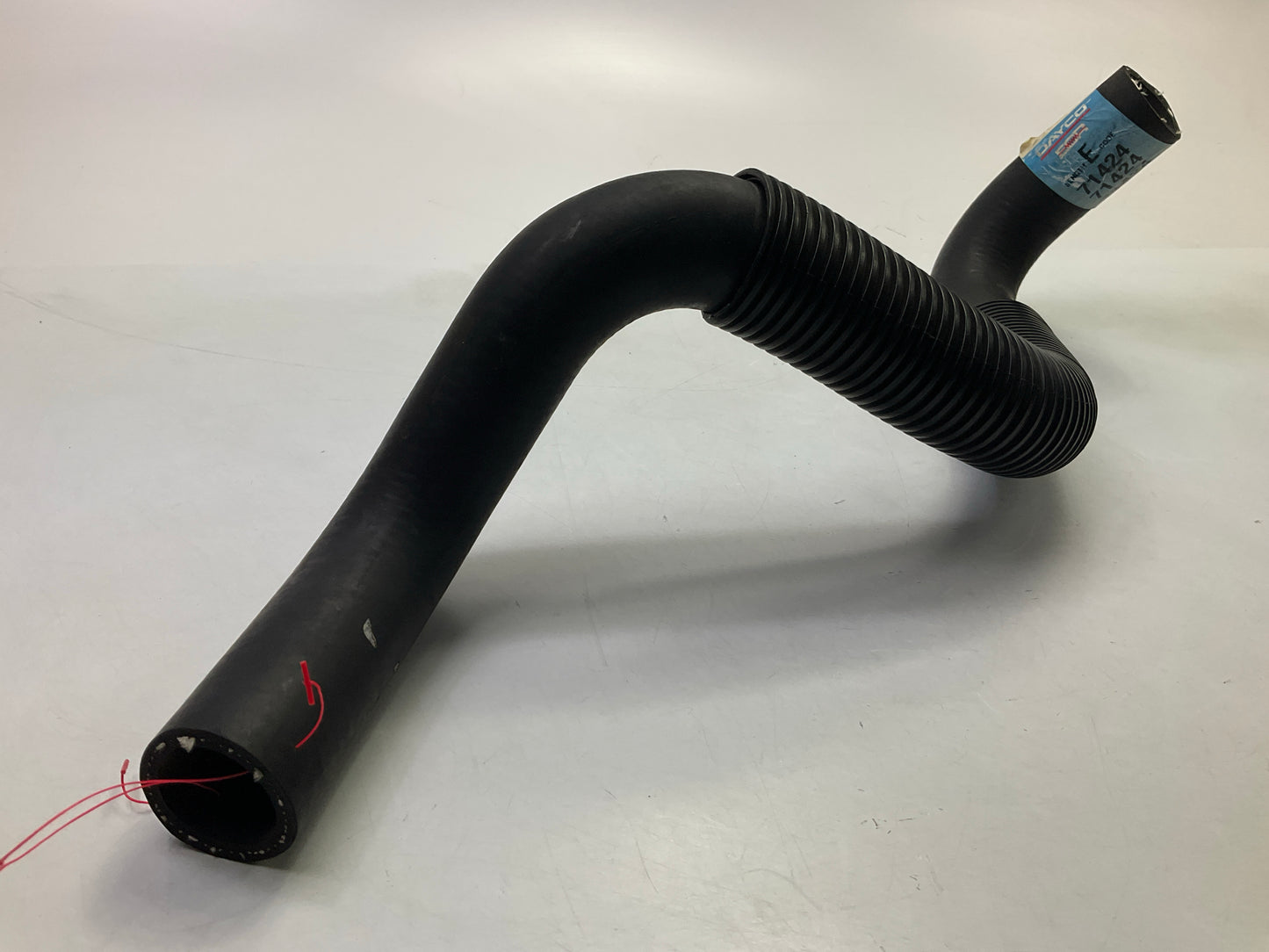 Dayco 71424 Lower Radiator Coolant Hose