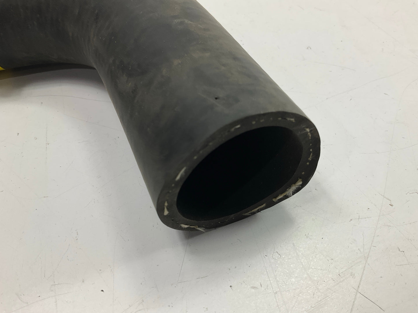 Dayco 71826 Lower Radiator Coolant Hose 03 Z8 95-97 Exporer 06-07 B9 Tribeca