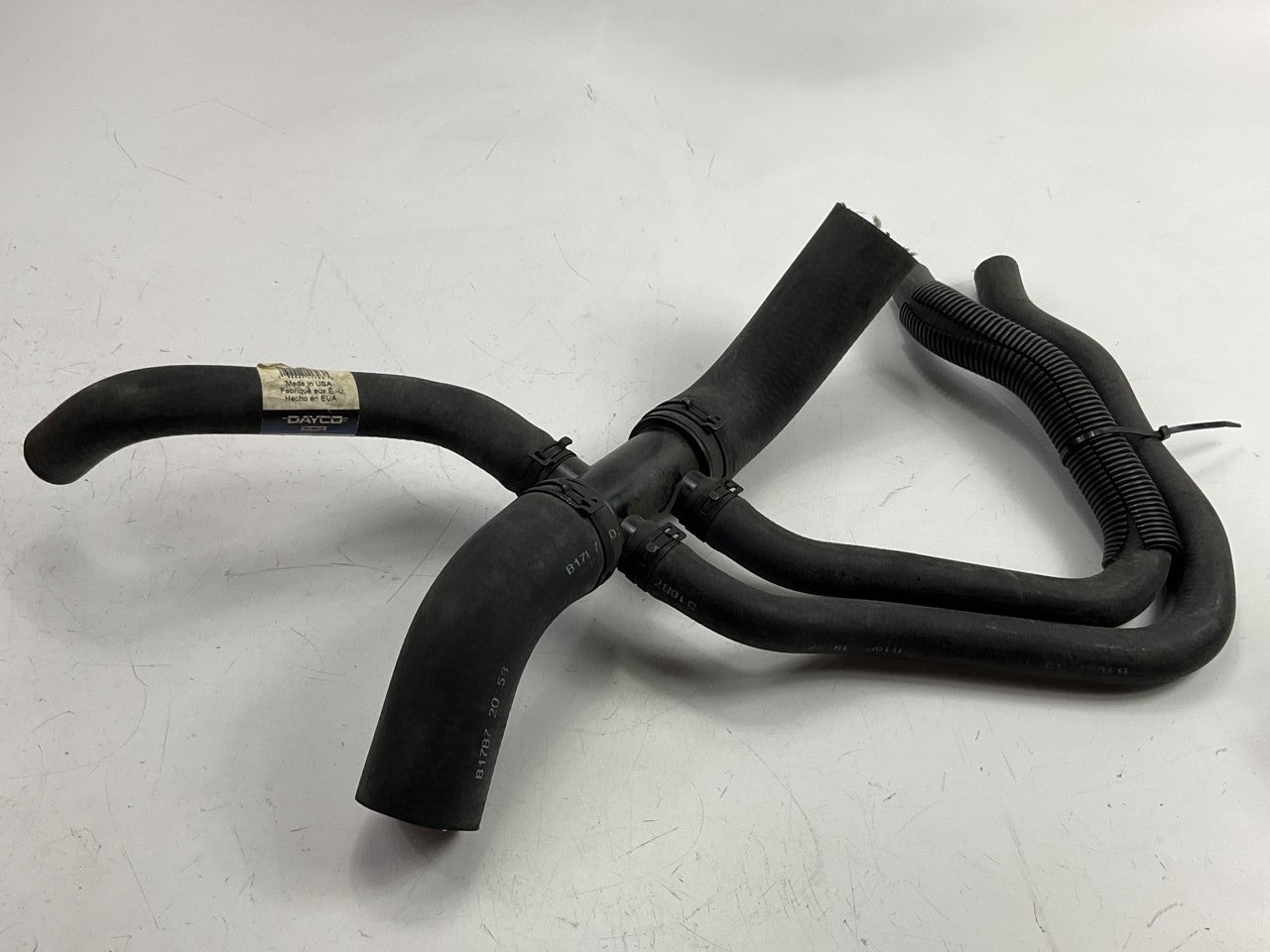 Dayco 71964 Lower Radiator Coolant Hose 97-03 Ford  5.4L V8 SOHC 4WD