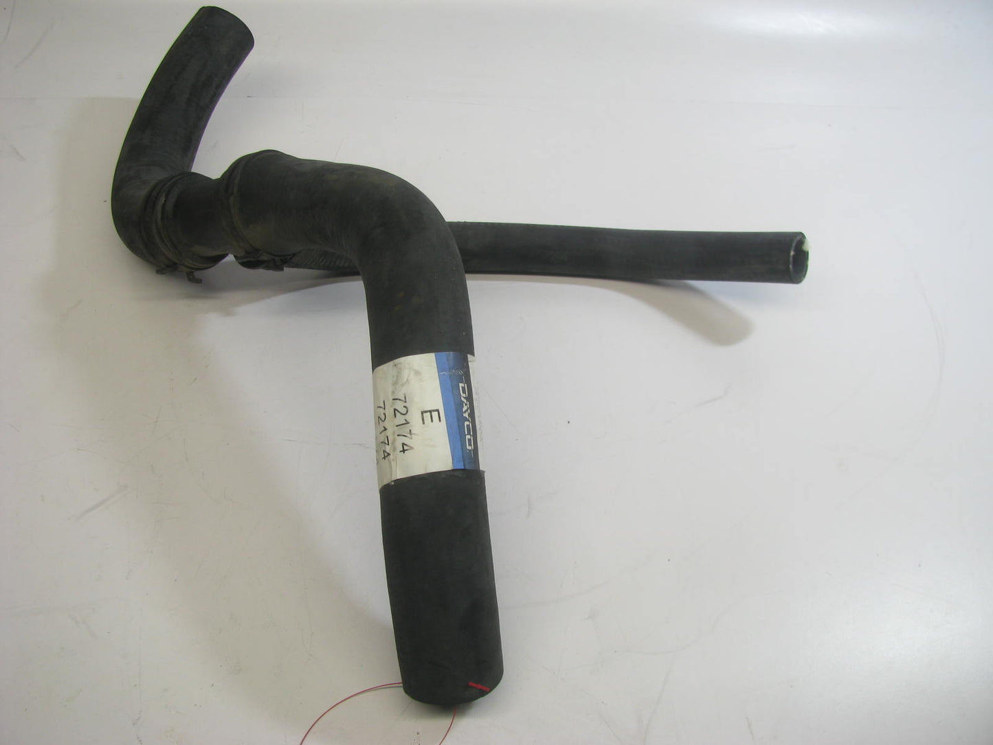 Dayco 72174 Lower Radiator Coolant Hose For 2002-2005 Sunfire Cavalier 2.2L-L4