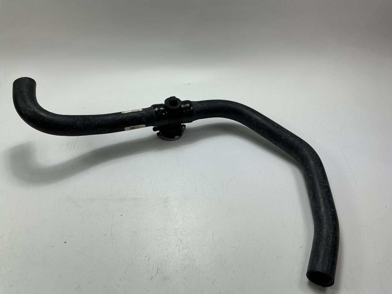 Dayco 72624 Upper Radiator Coolant Hose 07-10 Sebring, 08-14 Avenger, 11-14 200