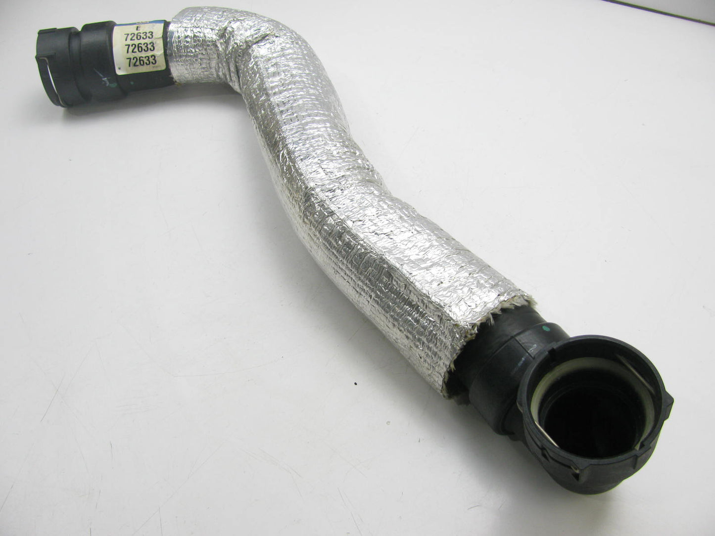Dayco 72633 Upper Radiator Coolant Hose W/ Quick Connectors