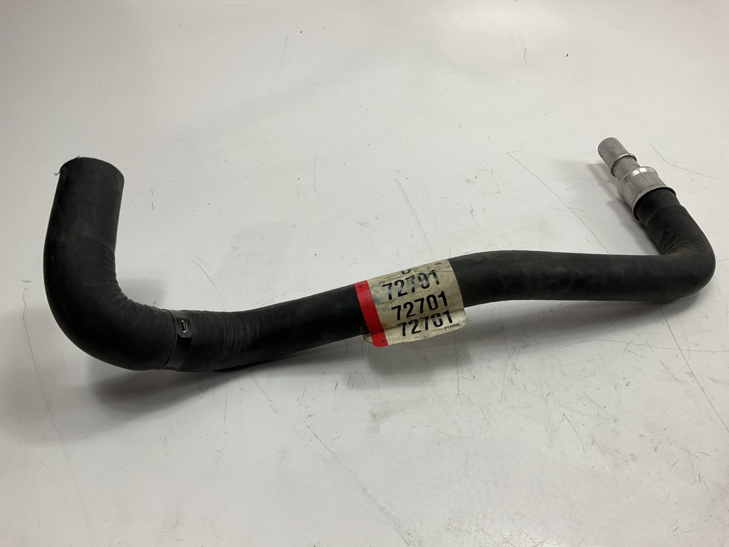 Dayco 72701 HVAC Molded Heater Hose For 2005-2008 Ford F-150