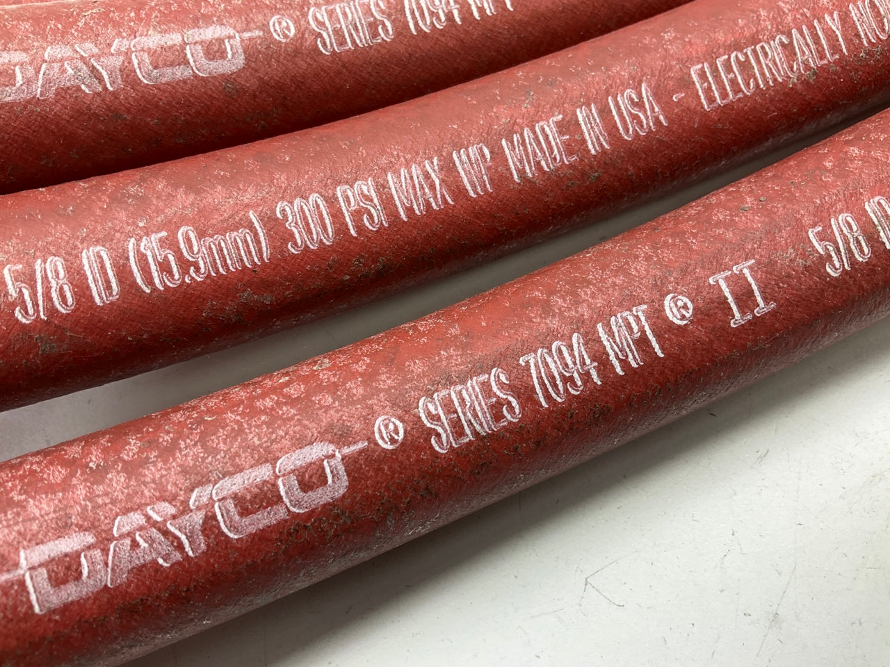 25 FEET- Dayco 5/8'' Premium Multi-Purpose (Air, Water, Oil) Hose 300 PSI, 250'