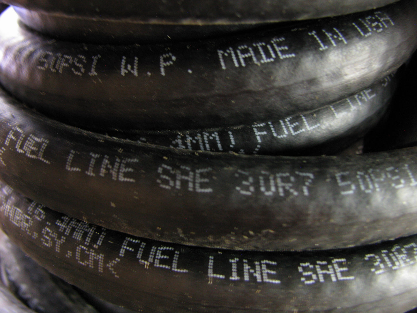 25 FEET - Dayco 80057 Fuel Hose SAE 30R7 50 PSI 1/4'' ID X 25' Long - MADE IN USA