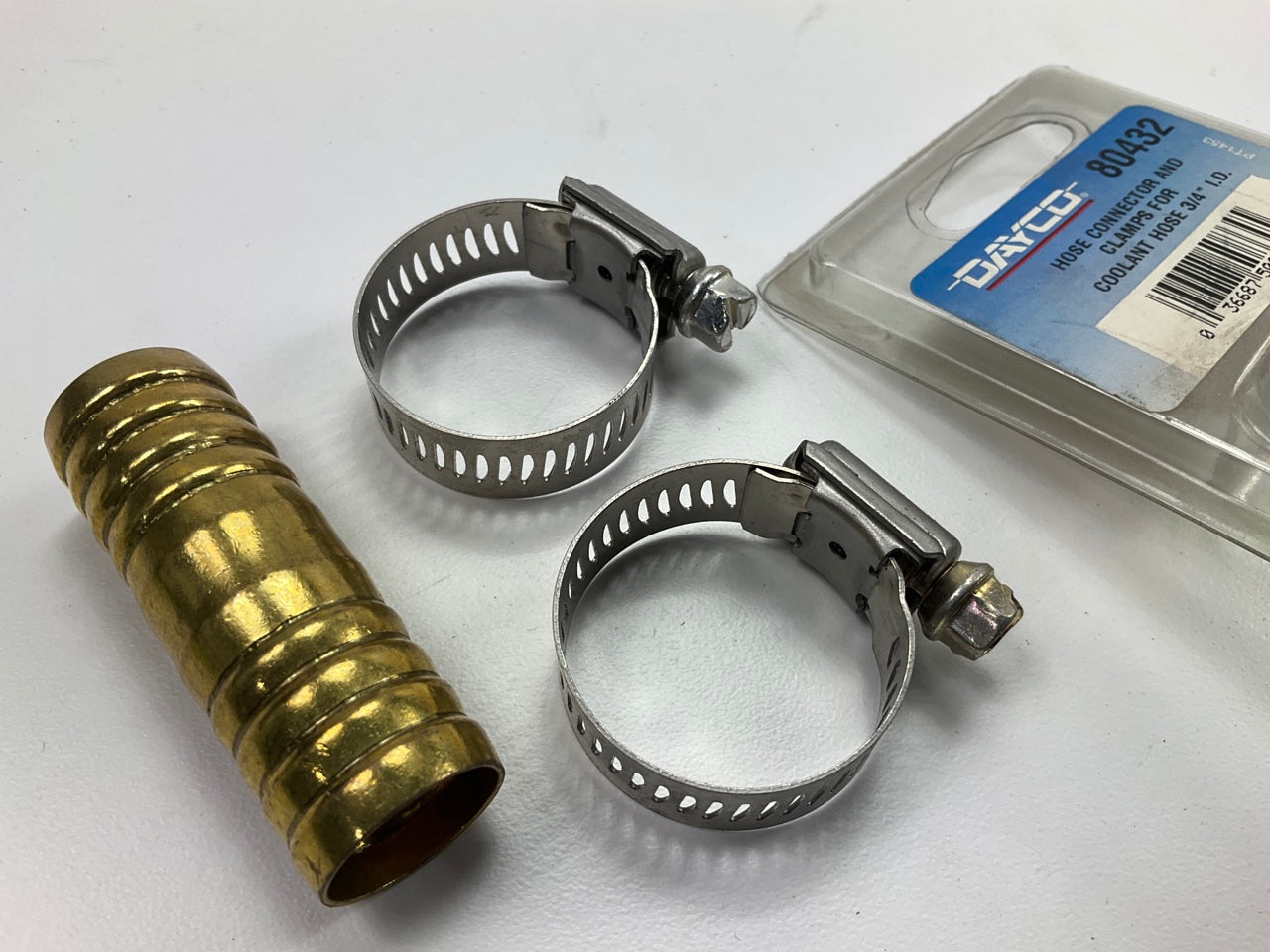 Dayco 80432 Brass Heater Hose Connector, 5/8''