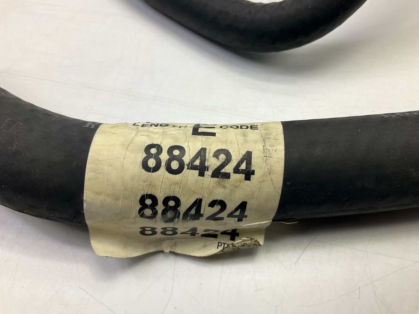 Dayco 88424 Heater Inlet HVAC Molded Heater Hose For 2000-2004 Ford Focus