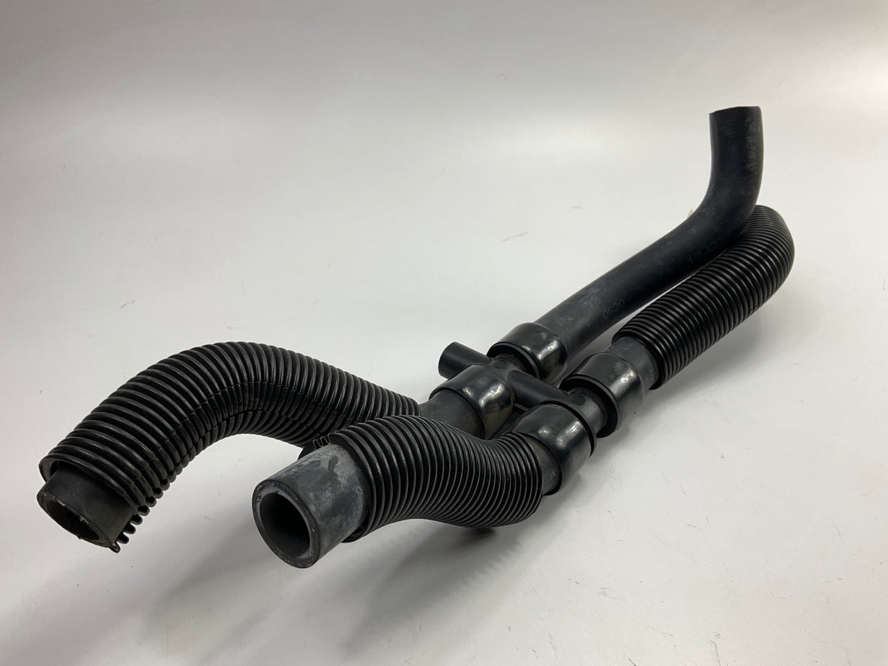 Dayco 88480 HVAC Molded Heater Hose 96-99 Cavalier, Sunfire 2.4L DOHC
