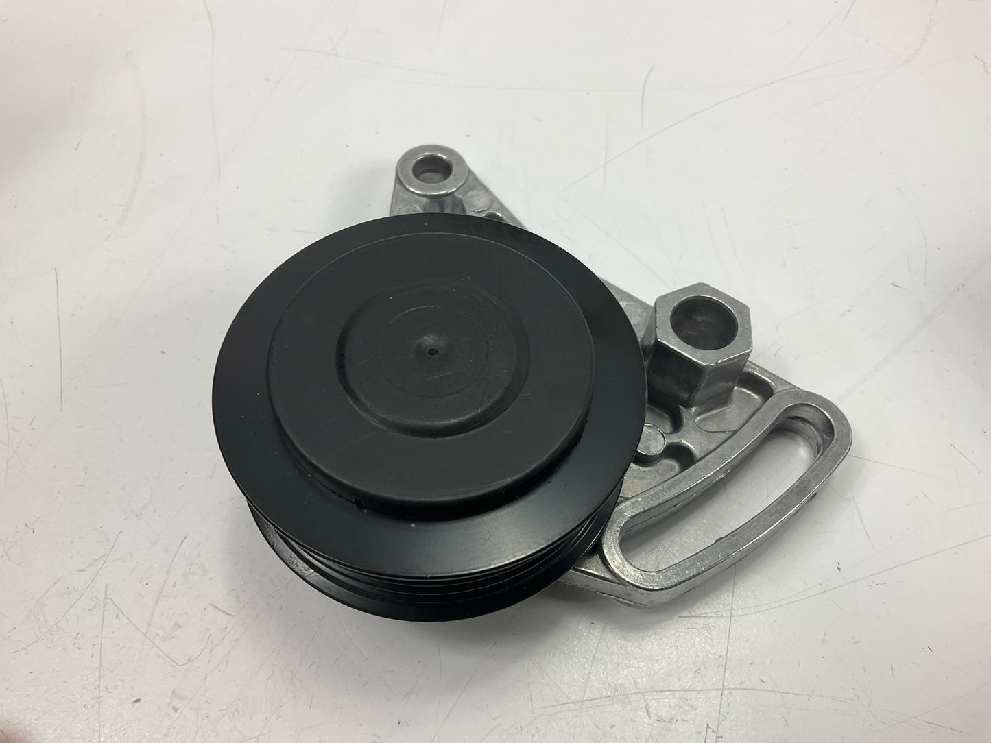 Dayco 89072 Accessory Drive Belt Idler Assembly