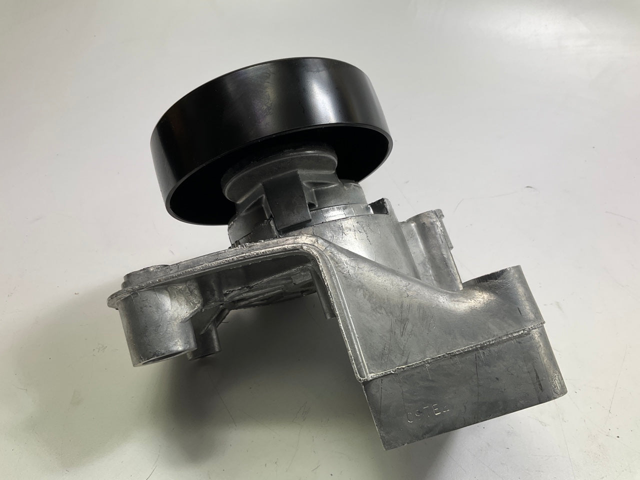 Dayco 89621 Belt Tensioner Assembly For 1990-1997 Lexus LS400