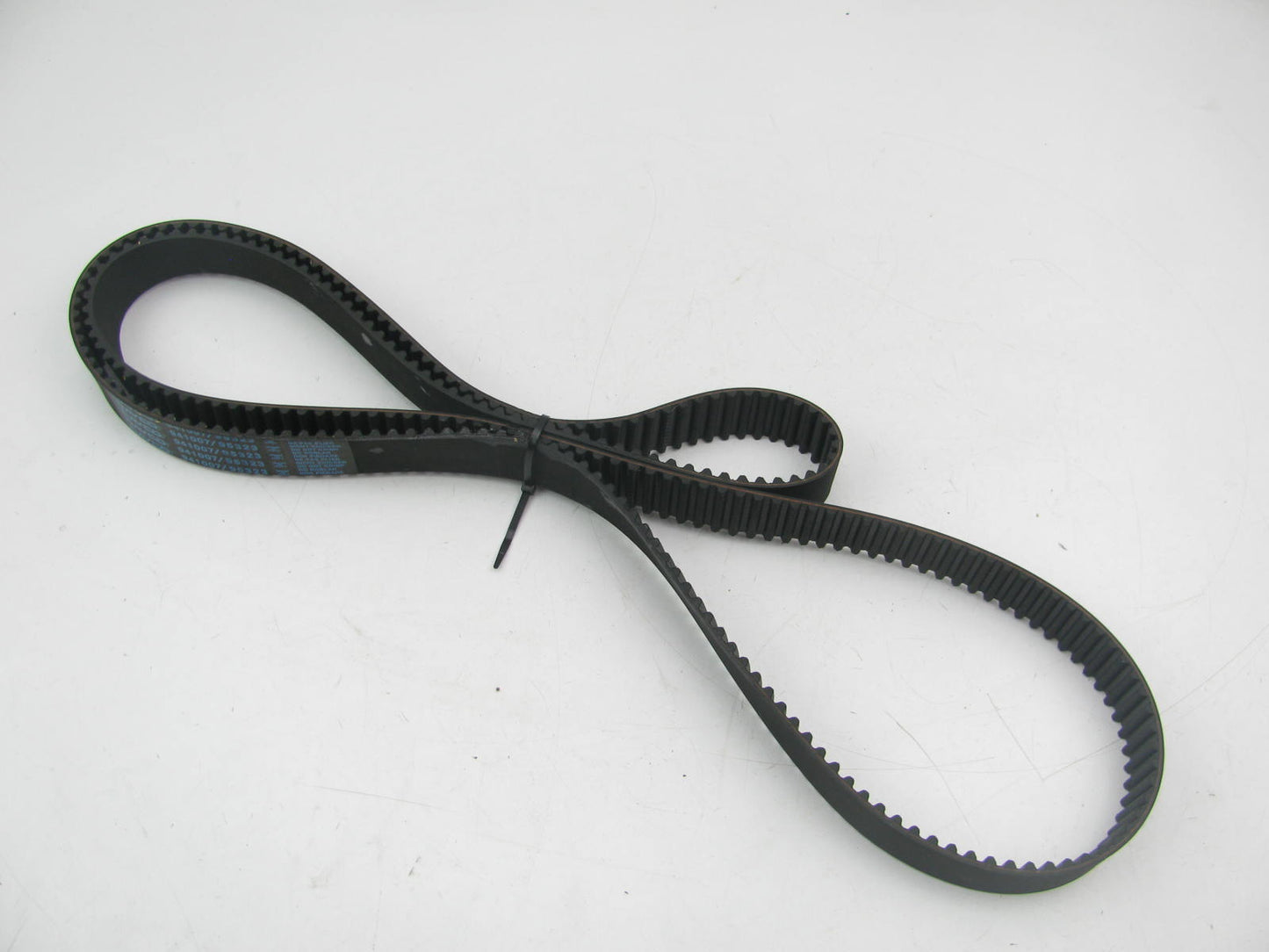 Dayco 941007 Engine Timing Belt For 2002-2006 Hyundai 3.5L-V6