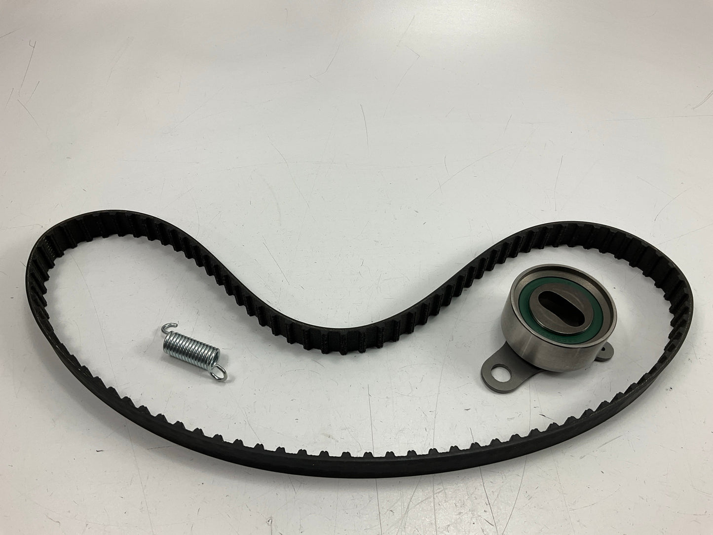 Dayco 95036K1 Engine Camshaft Timing Belt Kit With Tensioner