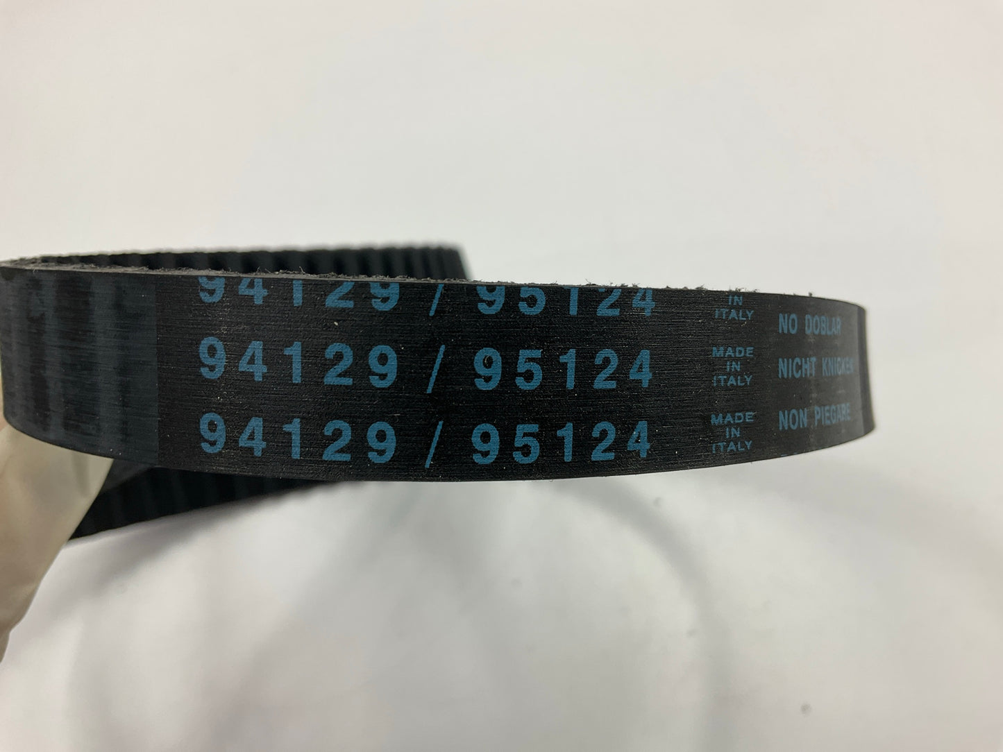Dayco 95124 Engine Camshaft Timing Belt