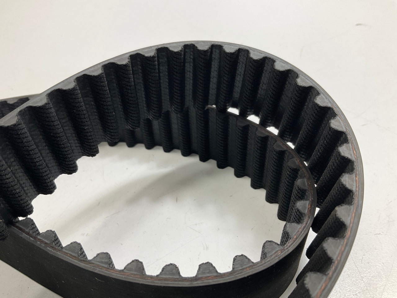 Dayco 95245 Engine Timing Belt For 1995-2005 Chrysler 2.0L