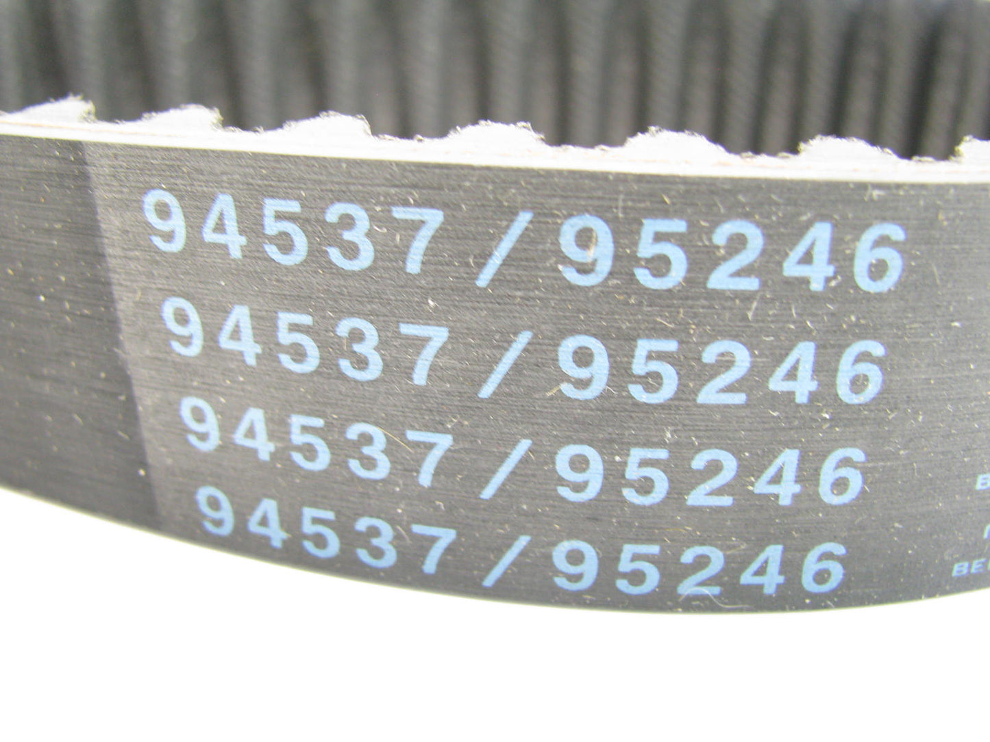 Dayco 95246 Timing Belt For 1995-99 Chrysler Mitsubishi Eagle 2.0L