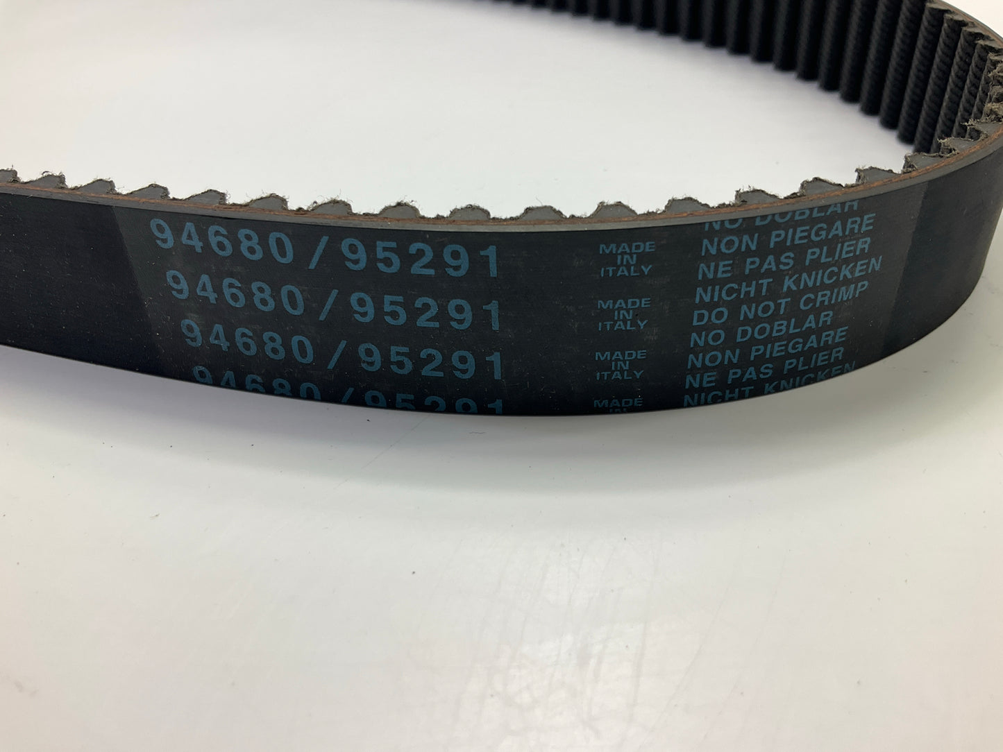 Dayco 95291 Engine Camshaft Timing Belt