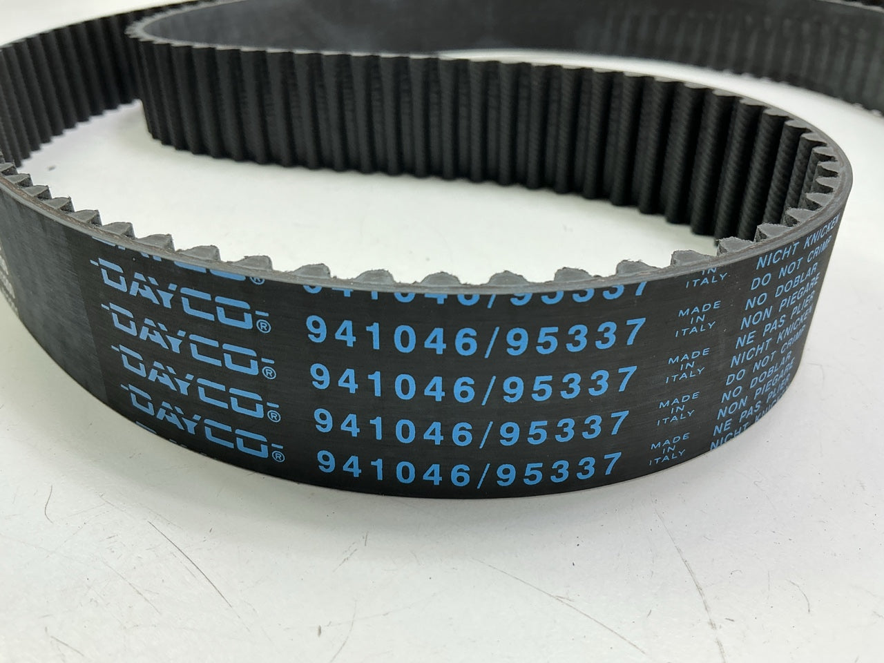 Dayco 95337 Engine Camshaft Timing Belt For 06-10 Kia 2.7L V6
